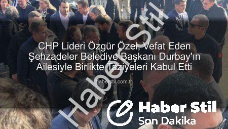 CHP Lideri Özgür Özel, Vefat Eden Şehzadeler Belediye Başkanı Durbay’ın Ailesiyle Birlikte Taziyeleri Kabul Etti